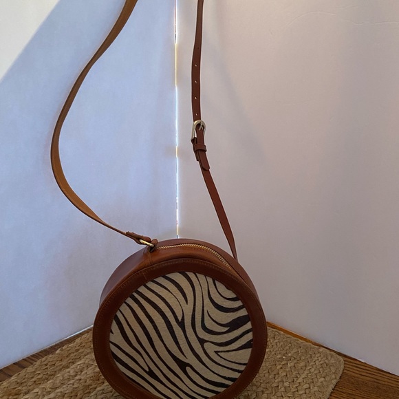 MW Round Crossbody Zebra Calf Hair with leather. - Picture 2 of 4